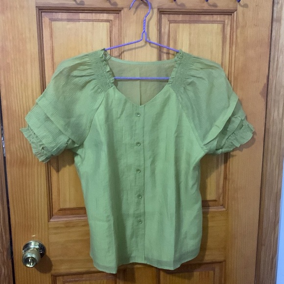 Chartreuse Flowy Blouse Top Button Down - Picture 1 of 2
